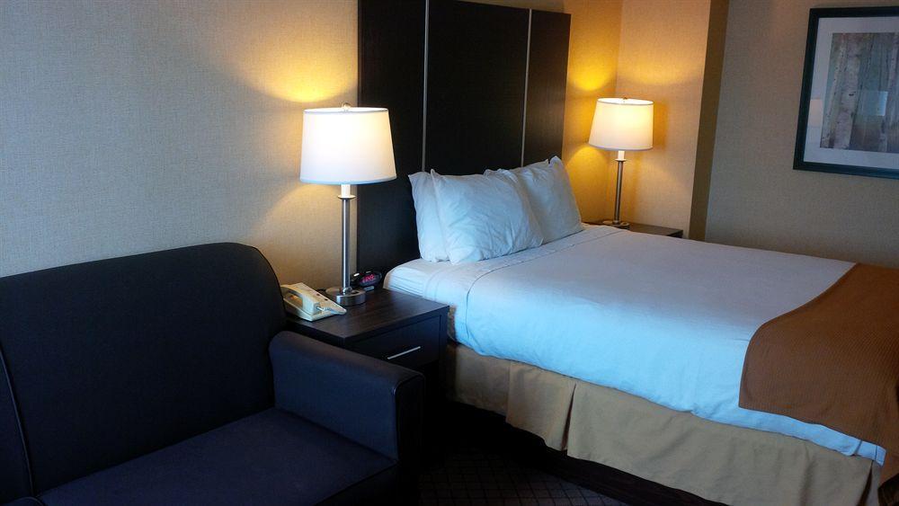Holiday Inn Express Hamilton-Stoney Creek Eksteriør bilde